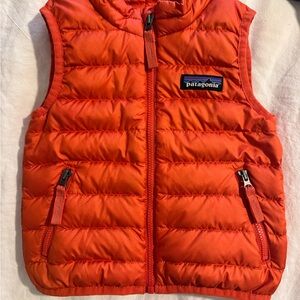Patagonia Kids' Orange Quilted Vest 6-12 month